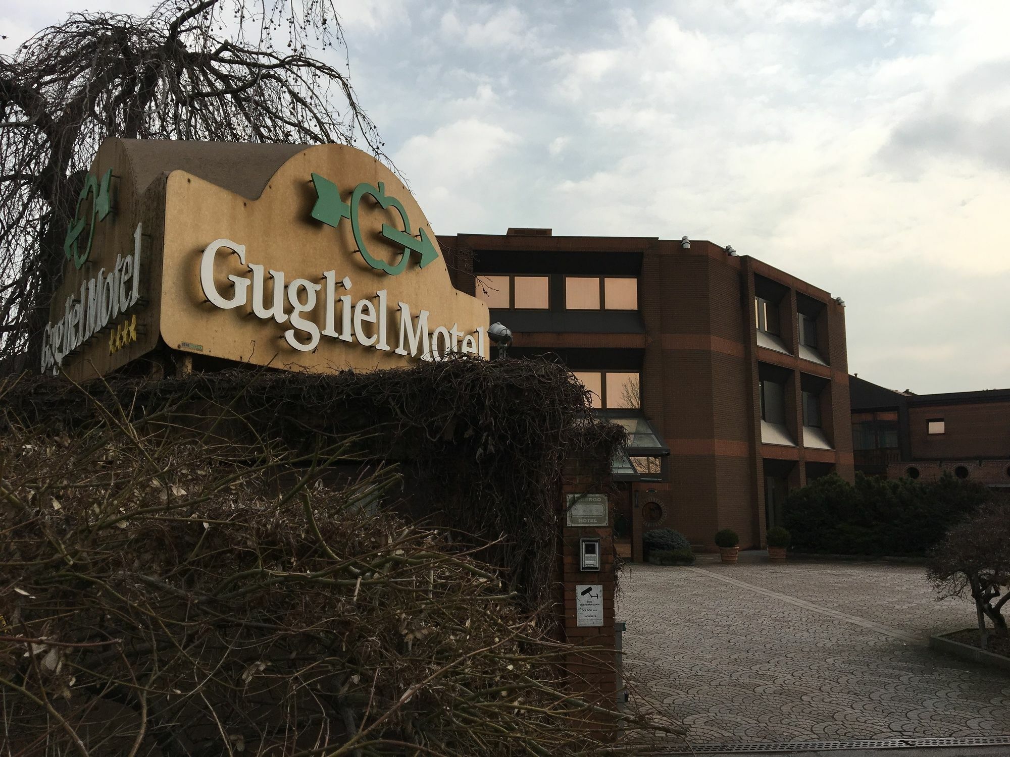 Guglielmotel Brembate Exterior photo